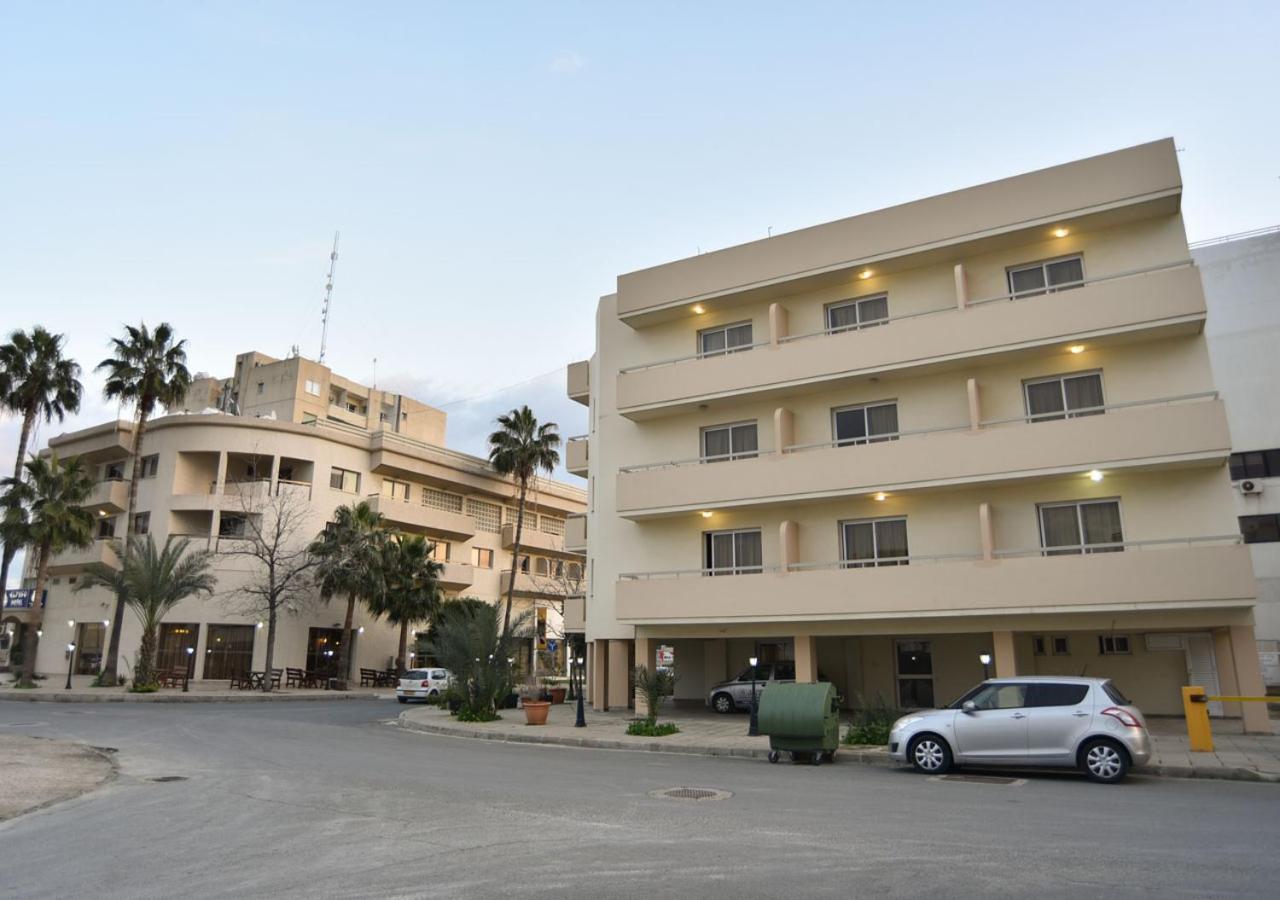 Elysso Apartments Larnaca Exterior photo