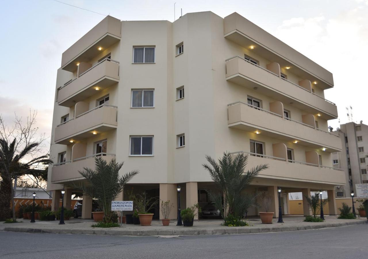 Elysso Apartments Larnaca Exterior photo